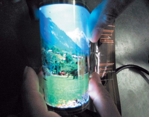 214 samsung_flexible_amoled_panel-65-inch