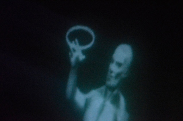 0993072a71cc6cff6b3800f94ebeb29e